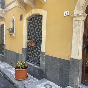 Dimora Delle Sciare - Centro Storico Apartament Katania